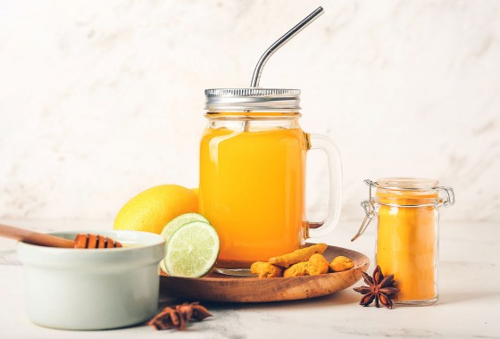 How turmeric water fights inflammation