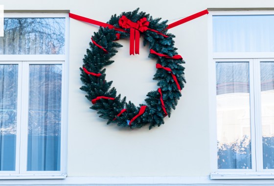Best large Christmas wreath