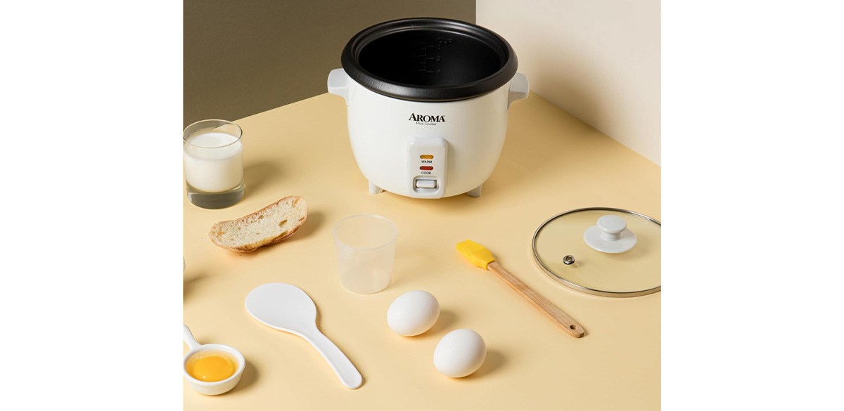 Aroma Housewares Aroma 6-cup (cooked) 1.5 Qt. One Touch Rice Cooker